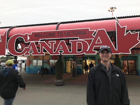 Entrance to Canada