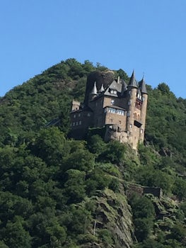 Scenic cruise on the Middle Rhine
