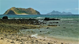 The view of Kadomo Island (left) and Monu + Monuriki (Cast Away Island) in