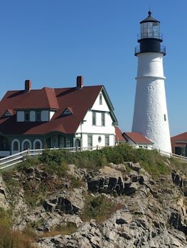 Portland Maine lighthouse at Fort Williams