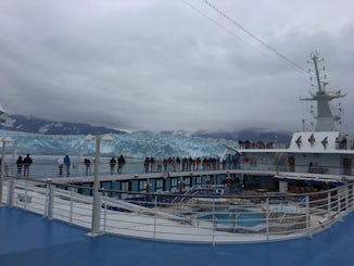 A view of the Regatta deck and the Hubbard glacier.