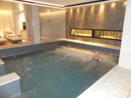 The hot pool in the Spa