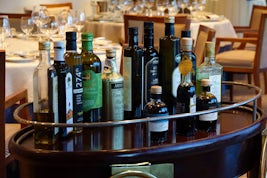Never seen such a quality: a wide selection of italian olive oils and vineg