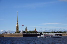 A view toward Saint Petersburg
