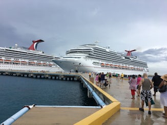 Cozumel pier view of the ship