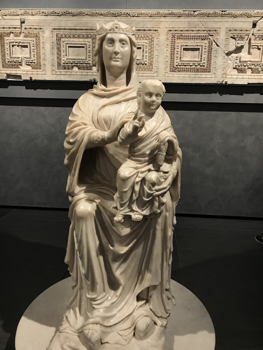 Statue in Duomo Museum