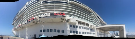 panoramic of the ship