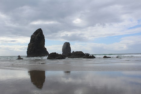 Haystack Rock at Cannon Beach, south of Astoria, Oregon