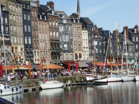 Le Harve Port and this is Honfleur