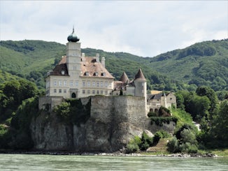 Schonbuhel Castle was built by Passau knights.  We were slowly cruising thr
