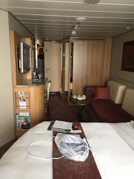Aqua Class Cabin - Embarkation Day