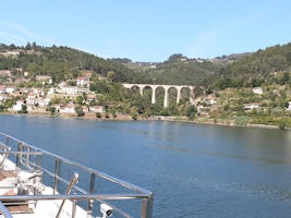 Cruising the Douro