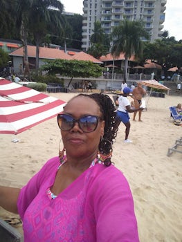 Chilling At The Beach Me & My Selfies