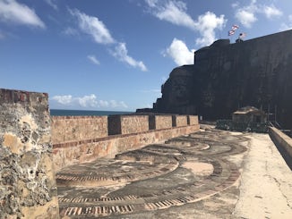 Ramparts at San Felipo del Morro Fortress, old town San Juan, Puerto Rico.