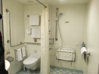 Handicapped accessible bathroom
