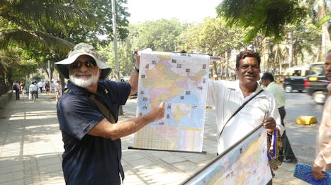 Walking tour Map seller streets of  Bombay or Mumbai?