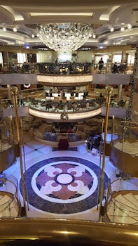 Main Piazza, Deck 6, Royal Princess (sorry, I don't know why it's u