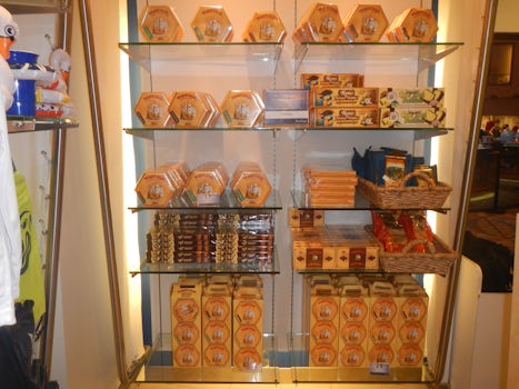 Rum cakes for sale in one of the stores in the Royal Promenade, Deck 5, ins