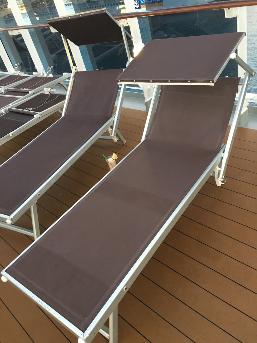 This is the best out of the cruise... a pool chair build in with sunshade / tray to hold your drinks/food