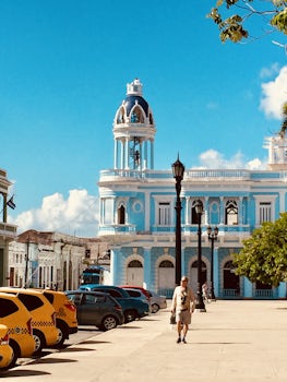 Blue House and Yellow Cabs, Cienfuegos