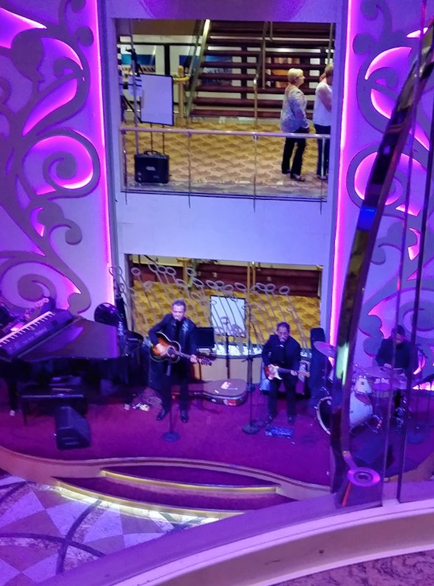 The band playing in the Centrum, from the 5th floor