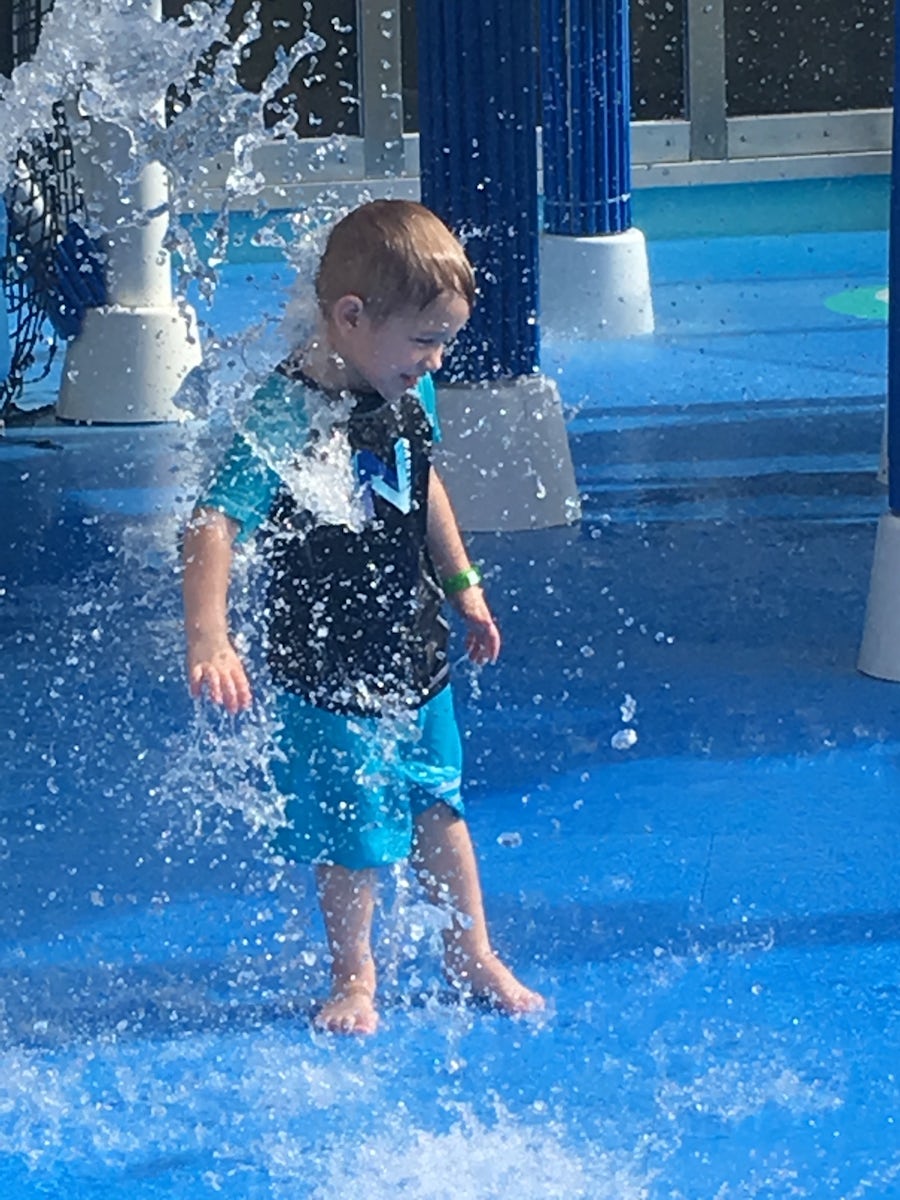 Kids area splash zone