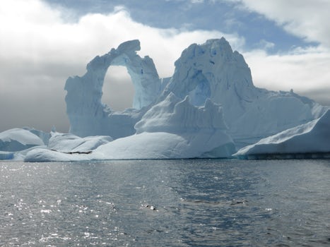 Iceberg cemetery, Lemaire channel.
