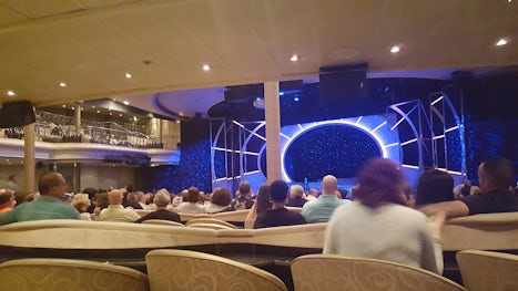 The singing/dancing shows in the theater were quite good.
I went to both comedy shows but they were not good in my opinion, dirty/vulgar/talked a lot of crap about others but it wasn