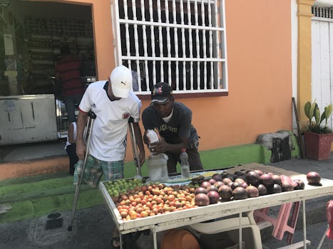 Cartagena fruit vendor