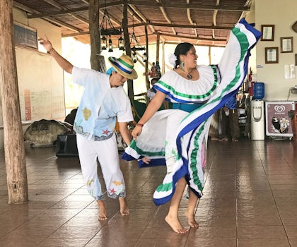 Folk dancers at Manzanillo ranch