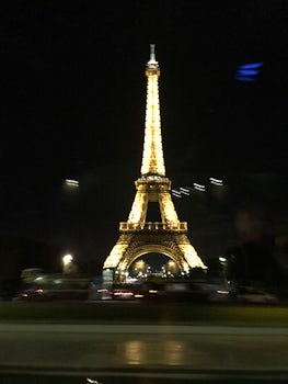Eiffel Tower all aglow