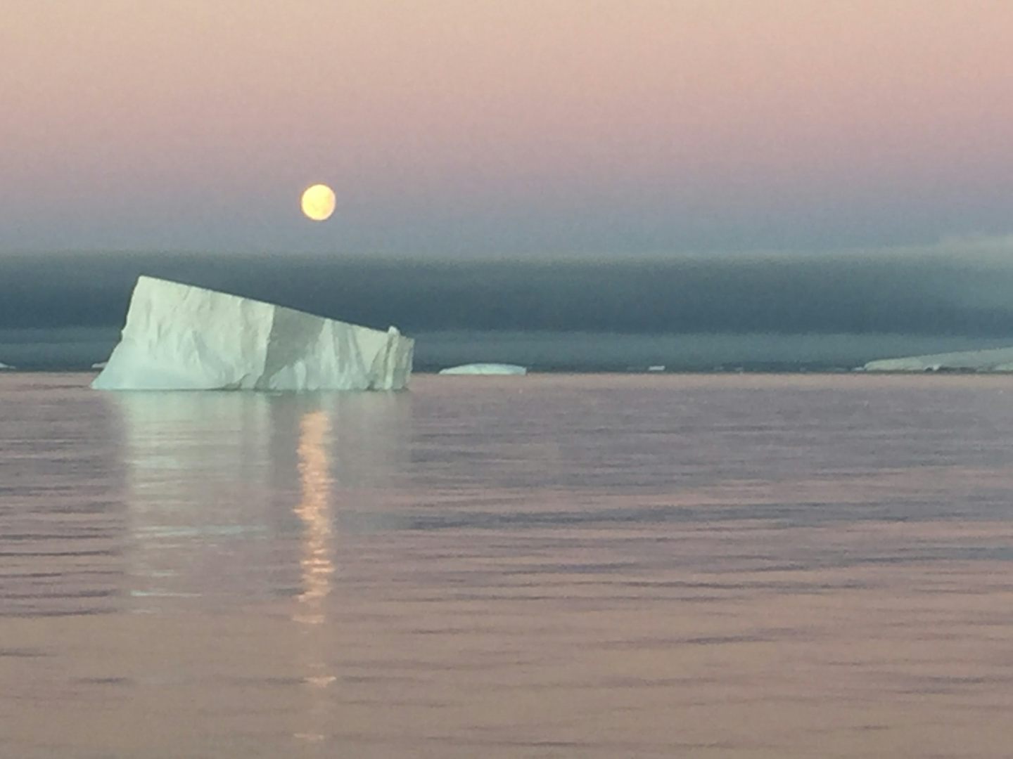THIS WAS MOON OVER THE ICEBURG IF HAPPENED WHEN I WAS GOING TO THE DINING R