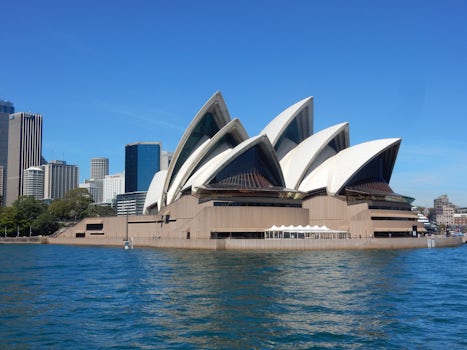 Beautiful Sydney Opera House from the water