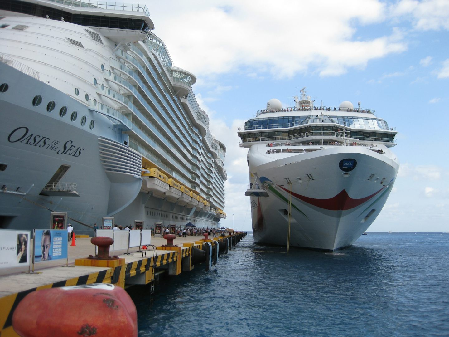 Oasis and Norwegian Dawn at Cozumel