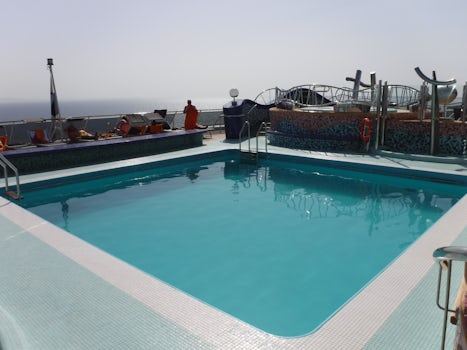 Salt water pool on deck 15