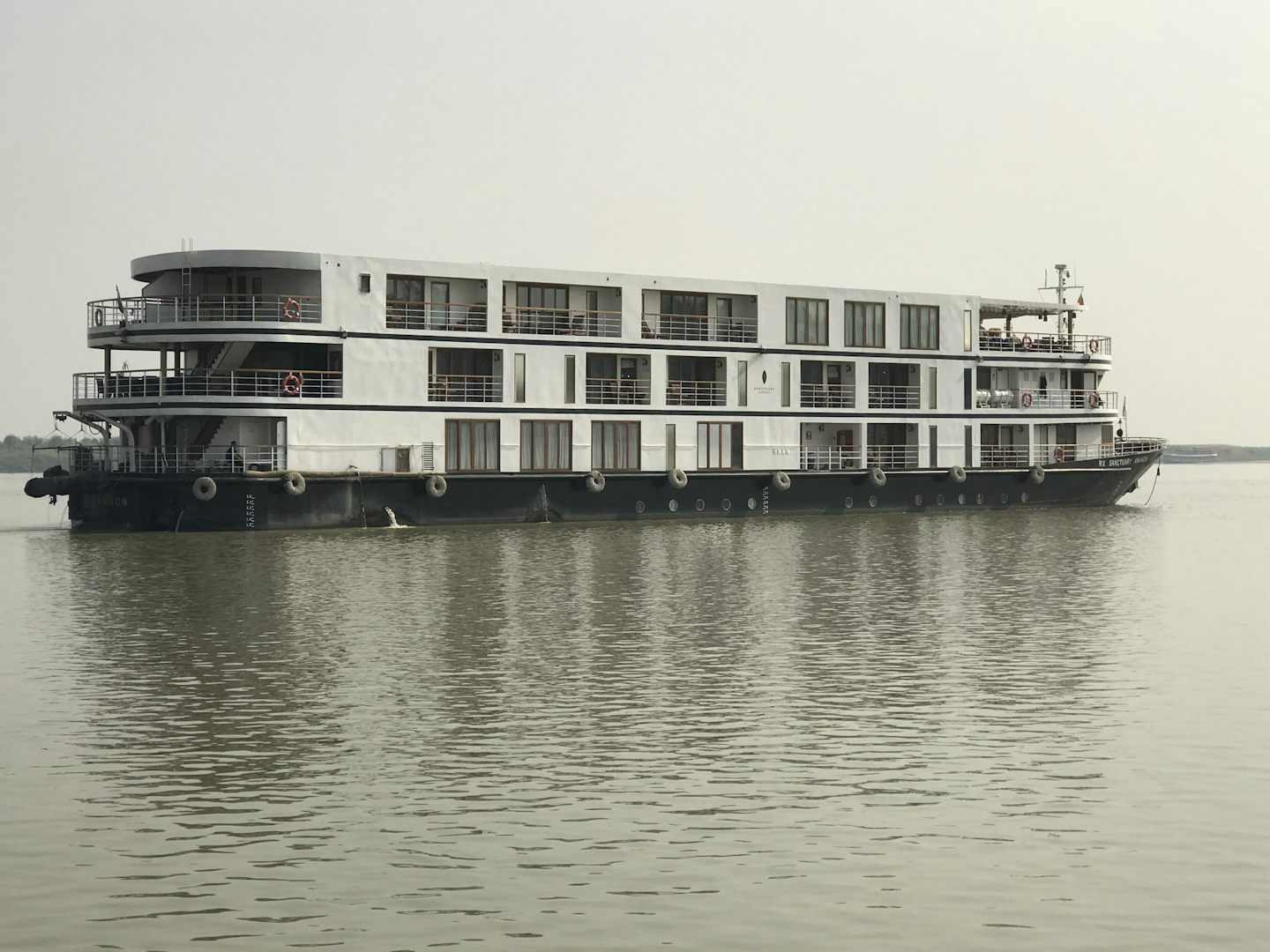 Sanctuary Ananda on the Irrawaddy