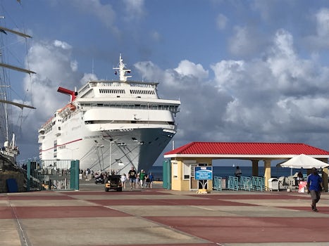 St. Maarten port area