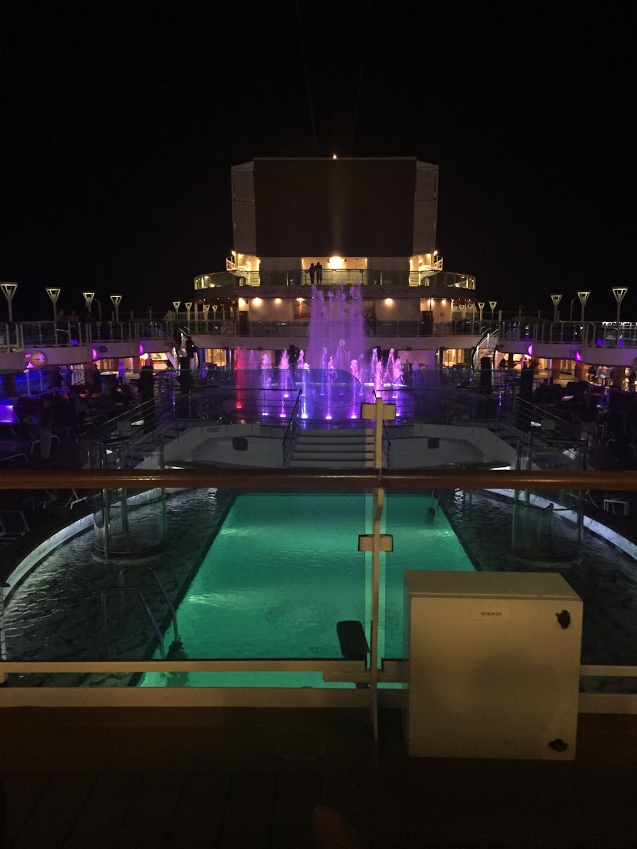 Water Fountain Show on the Royal Princess