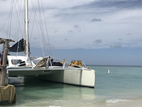 The catamaran from the Antilla snorkel and beach getaway excursion in Aruba