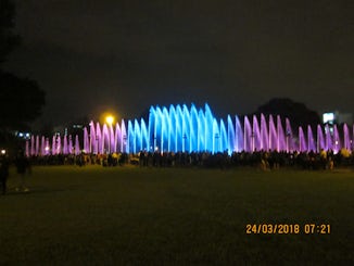 Laser light fountain show