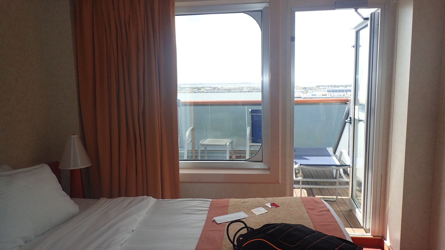AFT EXTENDED BALCONY ROOM