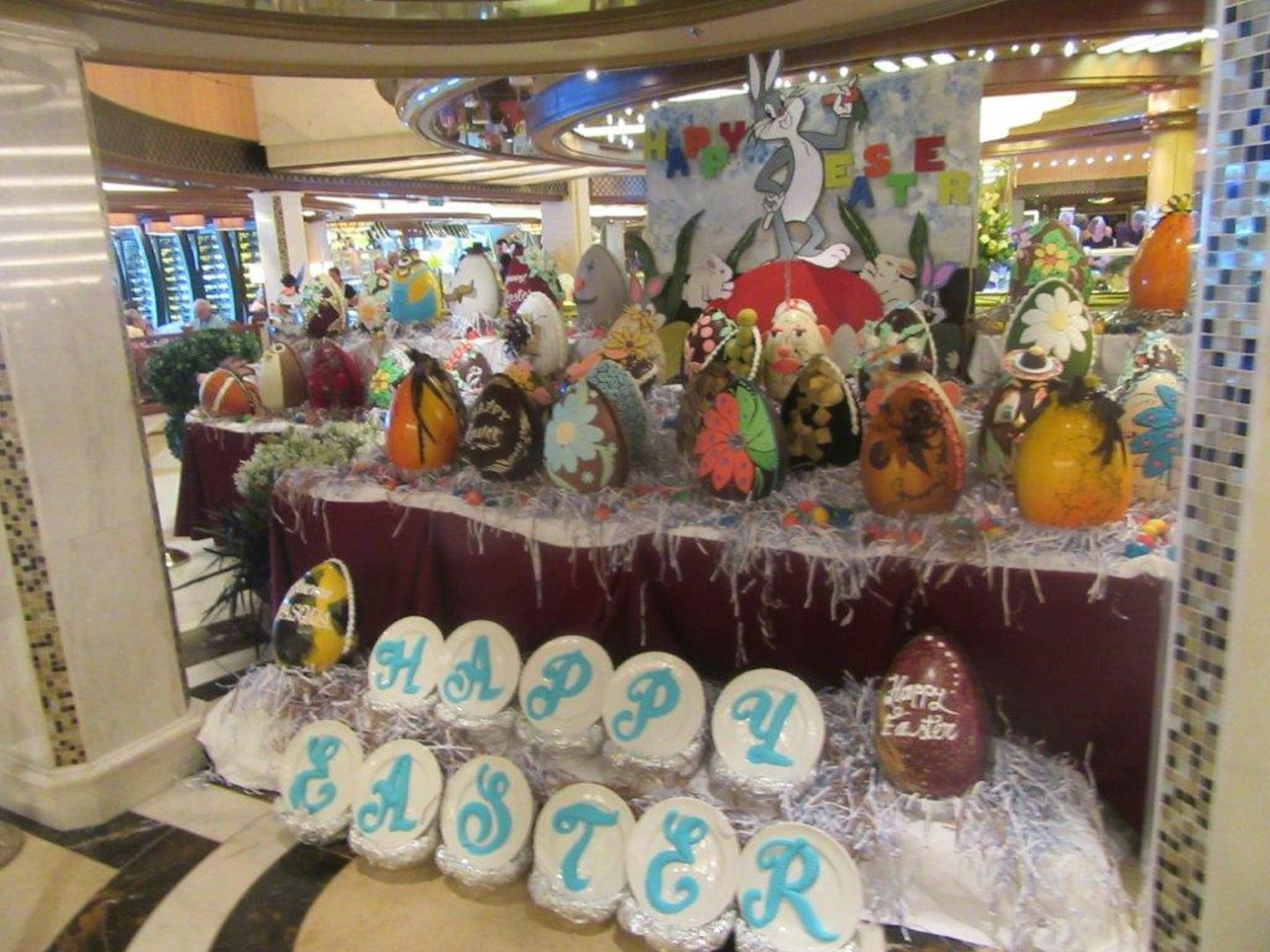 Easter egg display