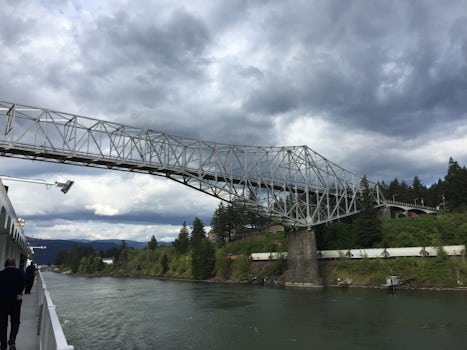 bridge at Cascade Locks