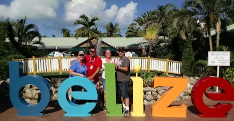 Belize ... Beautiful Day & Port.