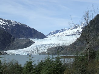 Mendenhall Glacier in Juneau