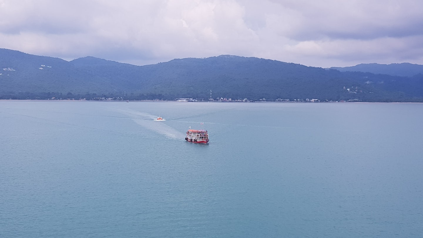 A boat used in Koh Samui to tender guests a shore.