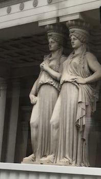 Elaborate statues on buildingd