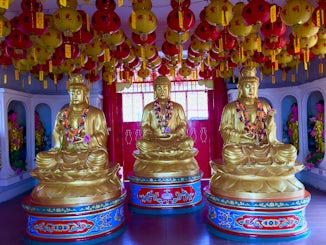 Kek Lok Si Temple, Penang (Malaysia); the largest Buddhist temple in South