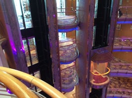 Glas cabin elevators