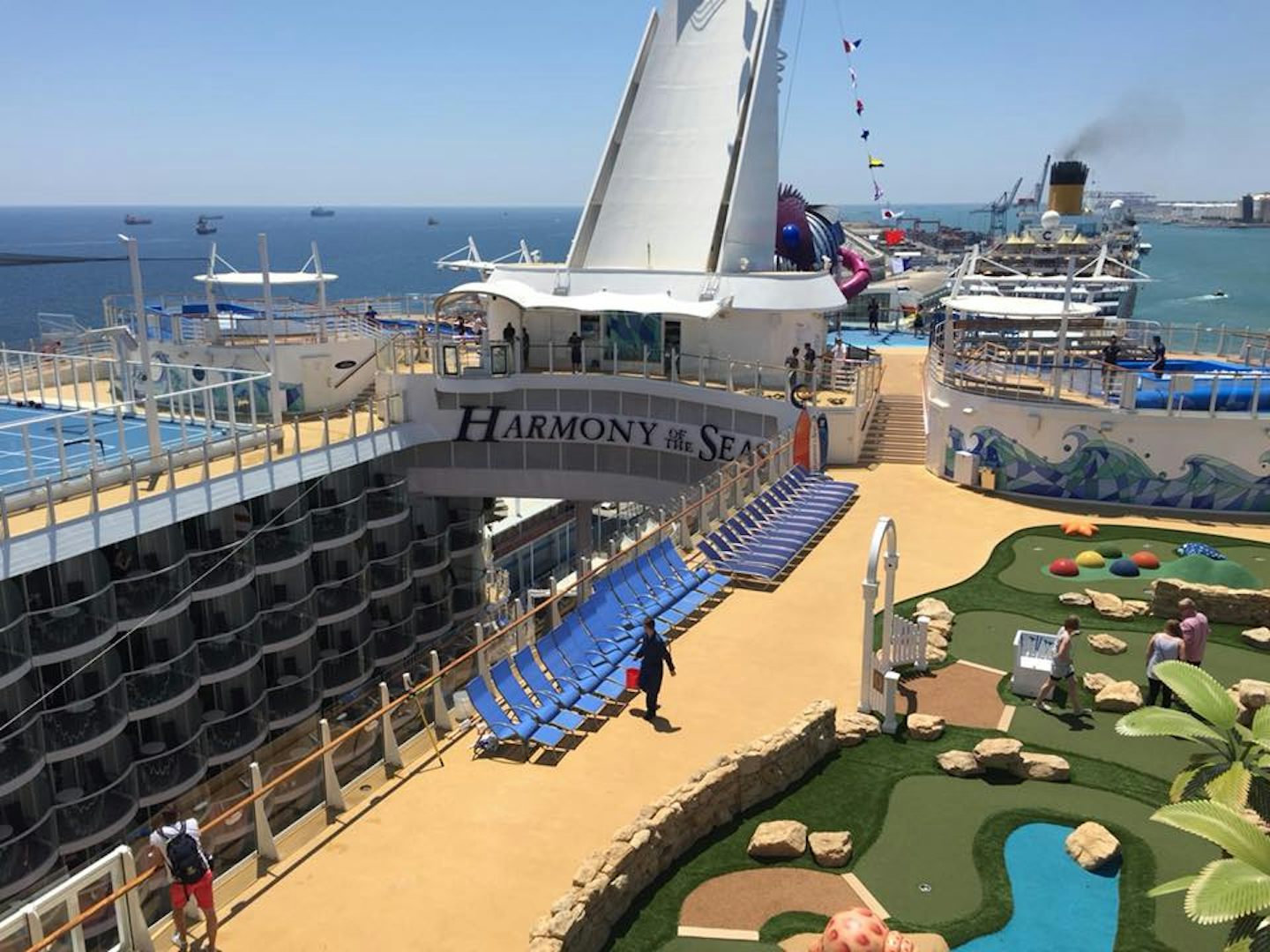 View of mini golf to Abyss